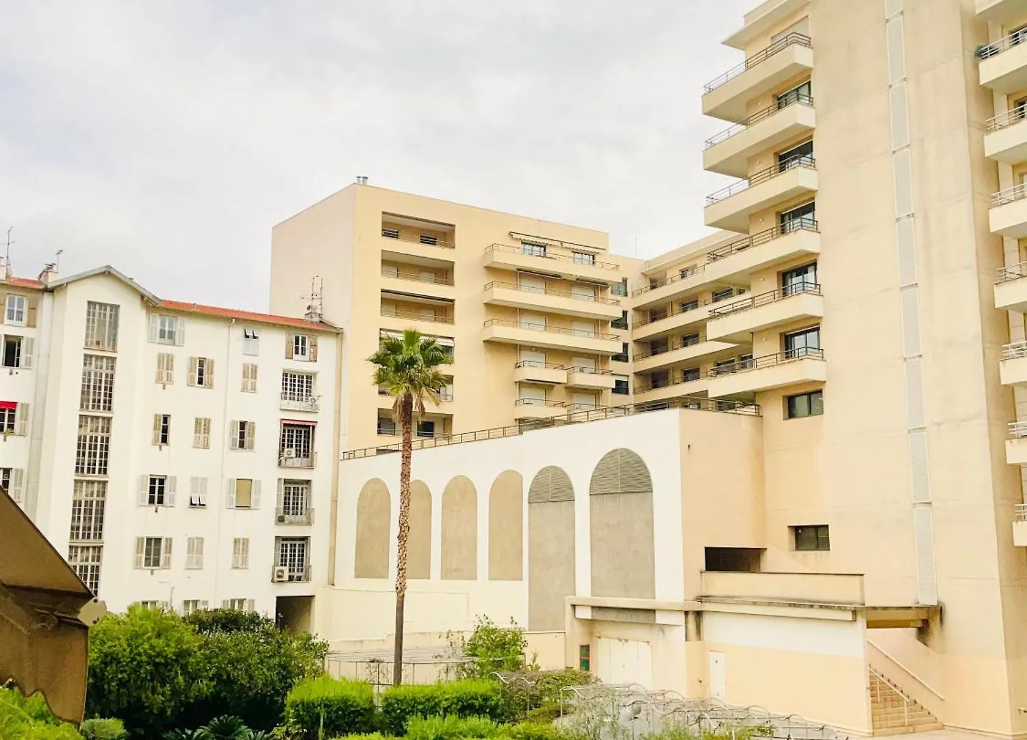 Spacious Apartment In The Center Of Nice Near The Sea 0*,